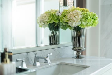 ऐसे अपने बाथरूम को स्टाइलिश और सुन्दर 10 BEST तरीके से सजाऐं (decoration)